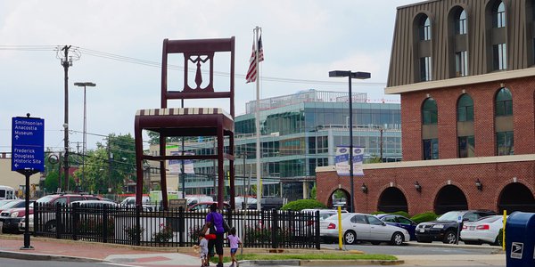 Big_Chair.jpg