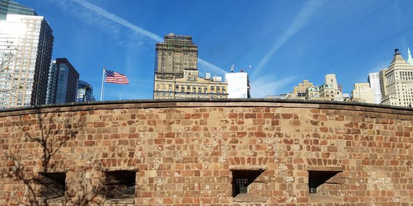 Castle_Clinton_National_Monument_1.jpg