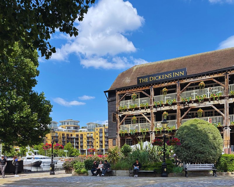 Dickens' Inn_Landscape