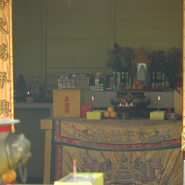German-girl-shrine-3