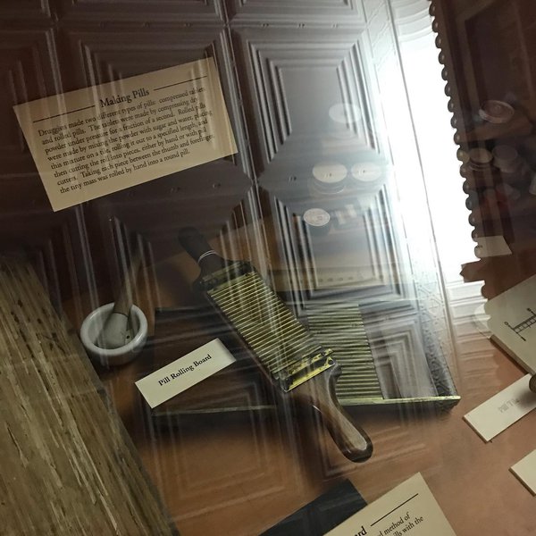 International Museum of Surgical Science 1.jpg