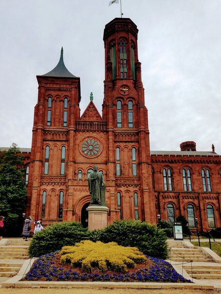 smithsonian institution building 3.jpg