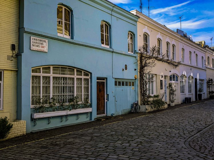 Kensington Mews Walking Tour