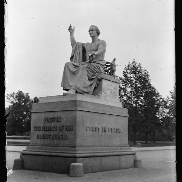 Enthroned_Washington_6.jpg