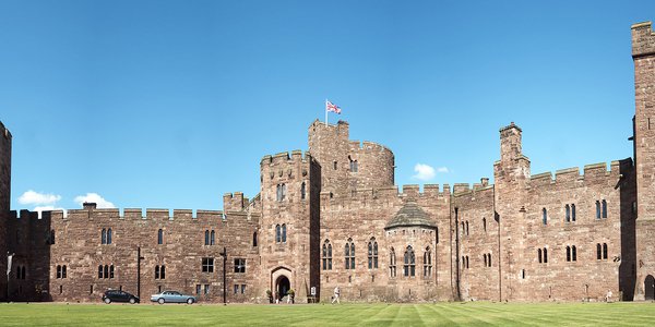 Peckforton_Castle_1.jpg